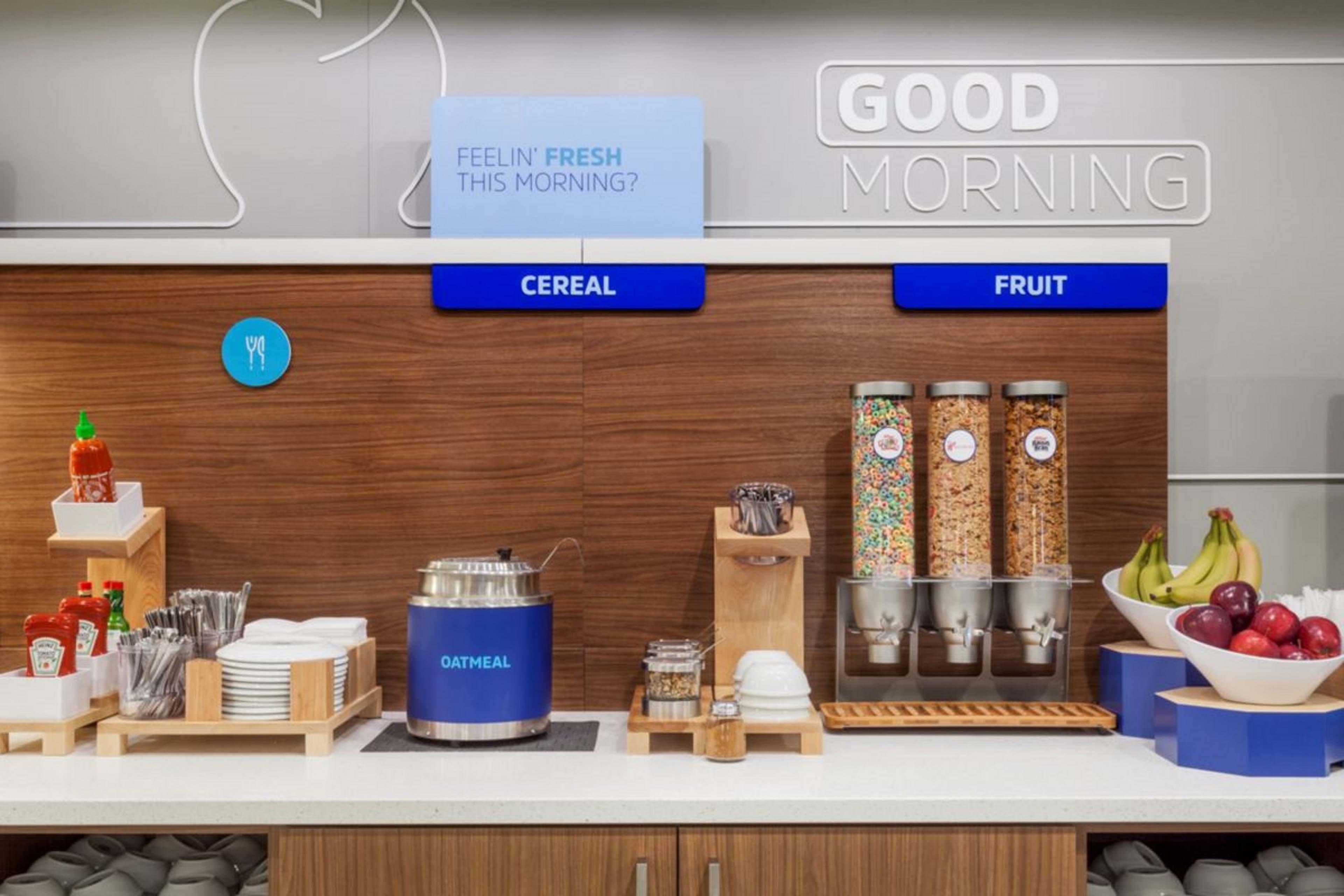Holiday Inn Express & Suites Brady By Ihg Exteriör bild