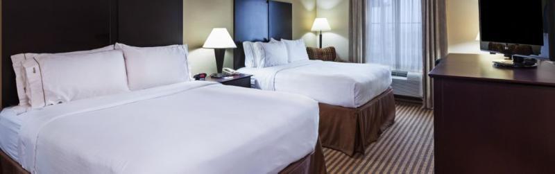 Holiday Inn Express & Suites Brady By Ihg Exteriör bild