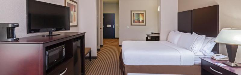 Holiday Inn Express & Suites Brady By Ihg Exteriör bild