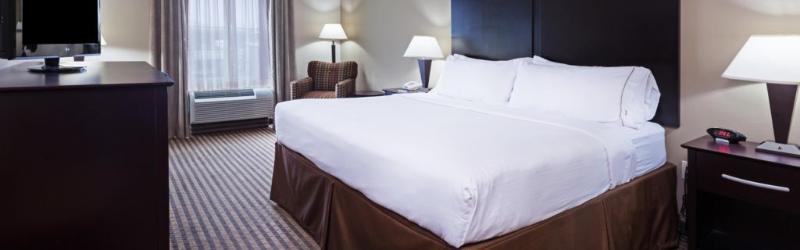 Holiday Inn Express & Suites Brady By Ihg Exteriör bild